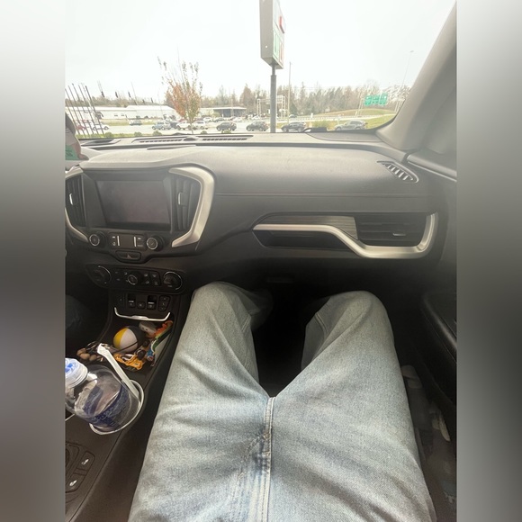 Meet your Posher, Adnan - Picture 1 of 1